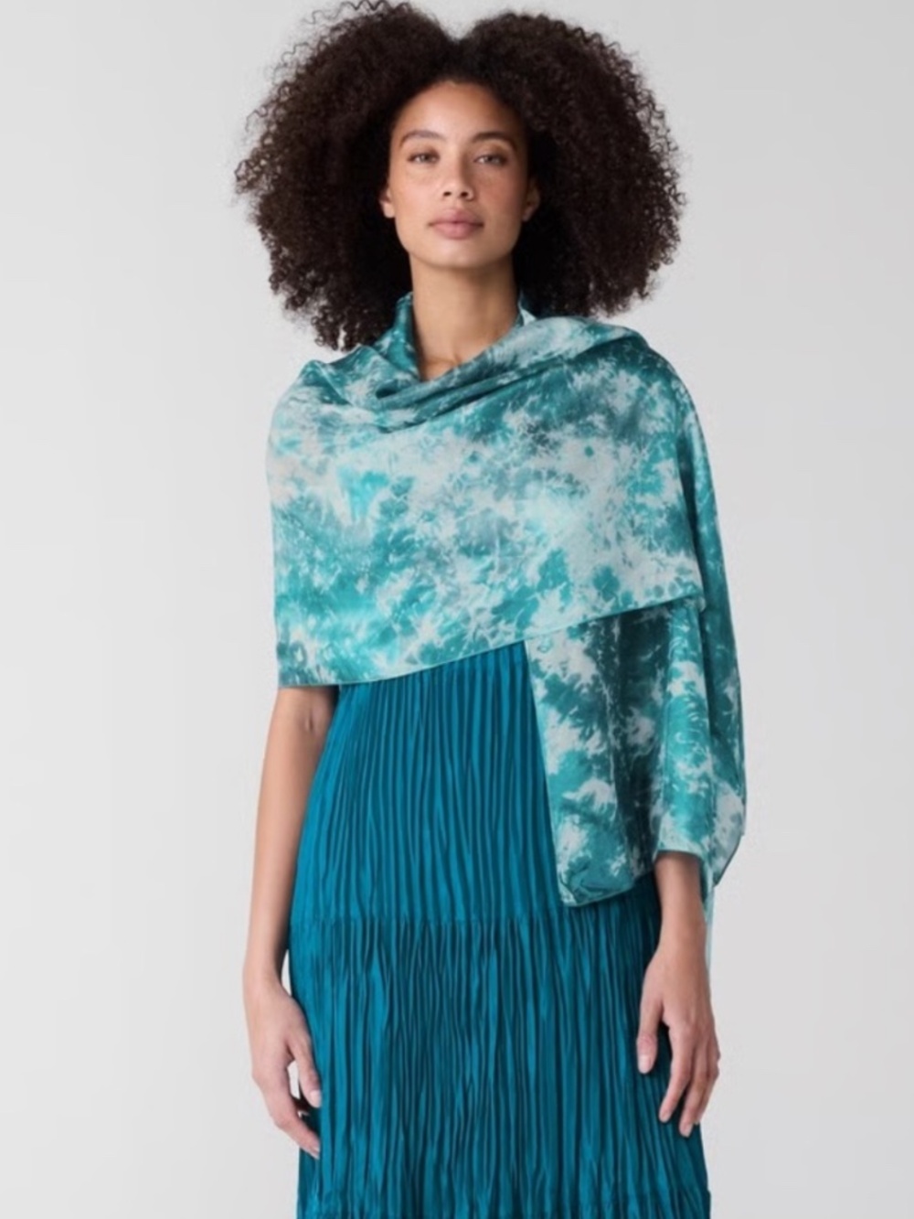 NWT Eileen Fisher Tie-Dye Blue 100% Silk Scarf One Size - Picture 3 of 5